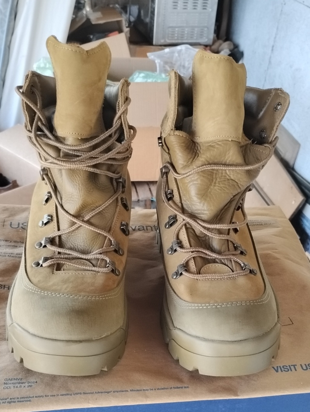 Bates Men's Tactical Boots in Khaki Tan